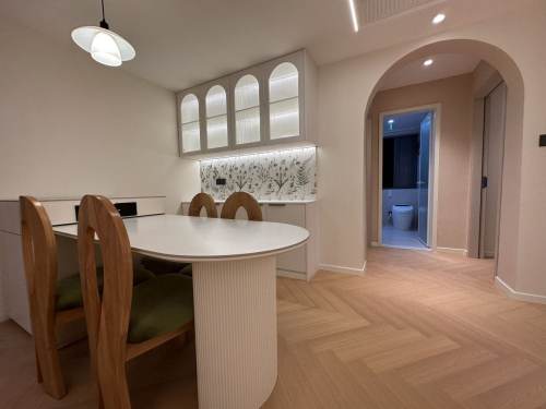 Housing image — Dining Area