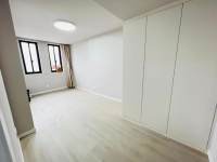 Housing image — Room