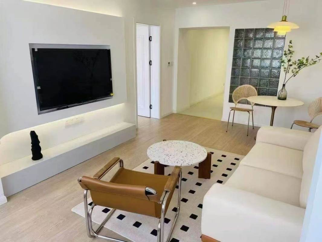 Housing image — Living Room