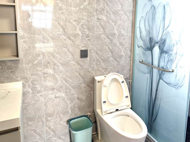 Housing image — Bathroom