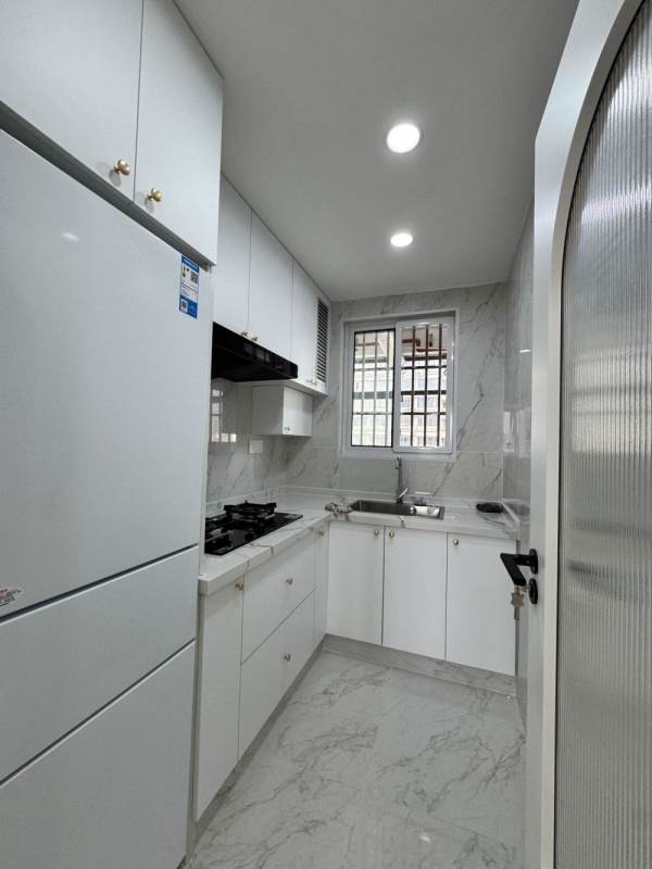 Housing image — Kitchen