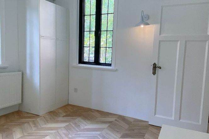 Bright Spacious 2BR Heritage Apartment at Yongjia New Village (L1)