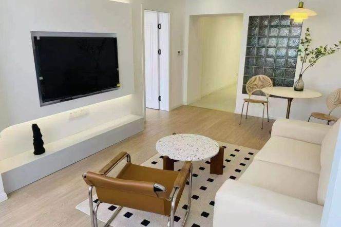 Bright 1BR Apartment in Jing'an