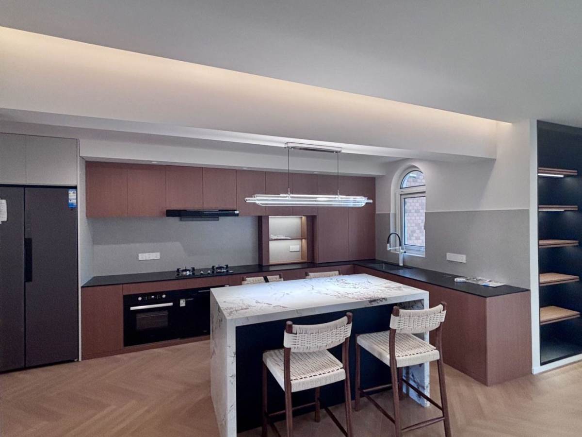 Housing image — Kitchen