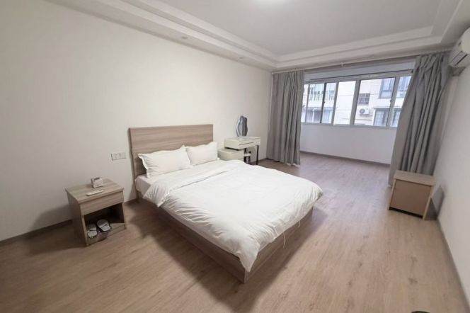 3BR Apartment near Zhongshan Park (L3/L4)