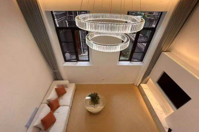 1BR Lane House in Jing'an (L2/L12/L13)