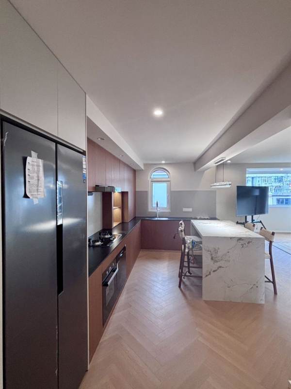 Housing image — Kitchen
