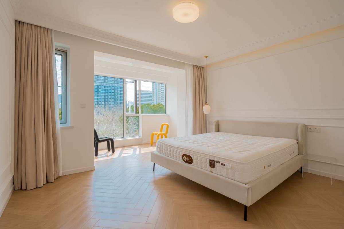 Housing image — Bedroom