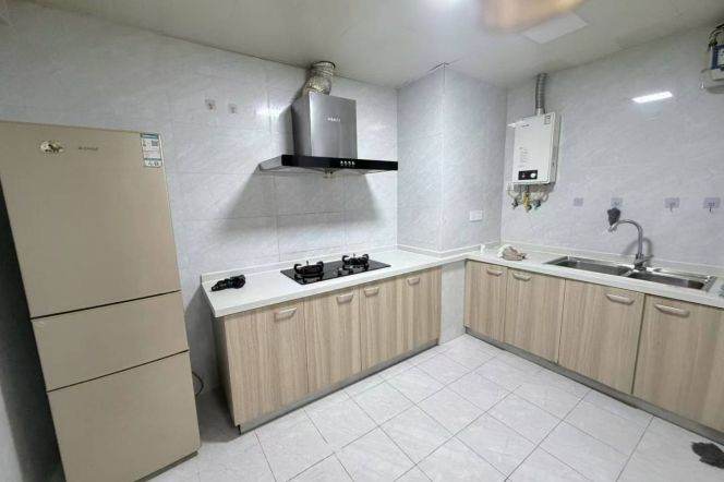 3BR Apartment near Zhongshan Park (L3/L4)