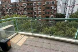 3BR Apartment near West Yan'An Rd Metro