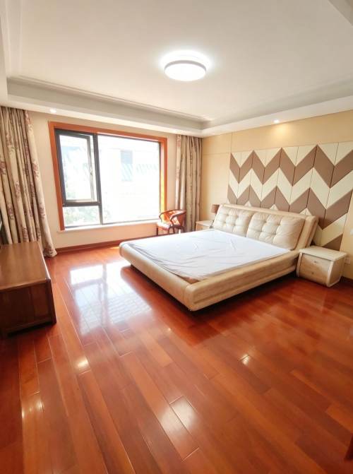 Housing image — Bedroom