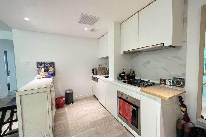 3BR Apartment in Old Xuhui (L1/L7)