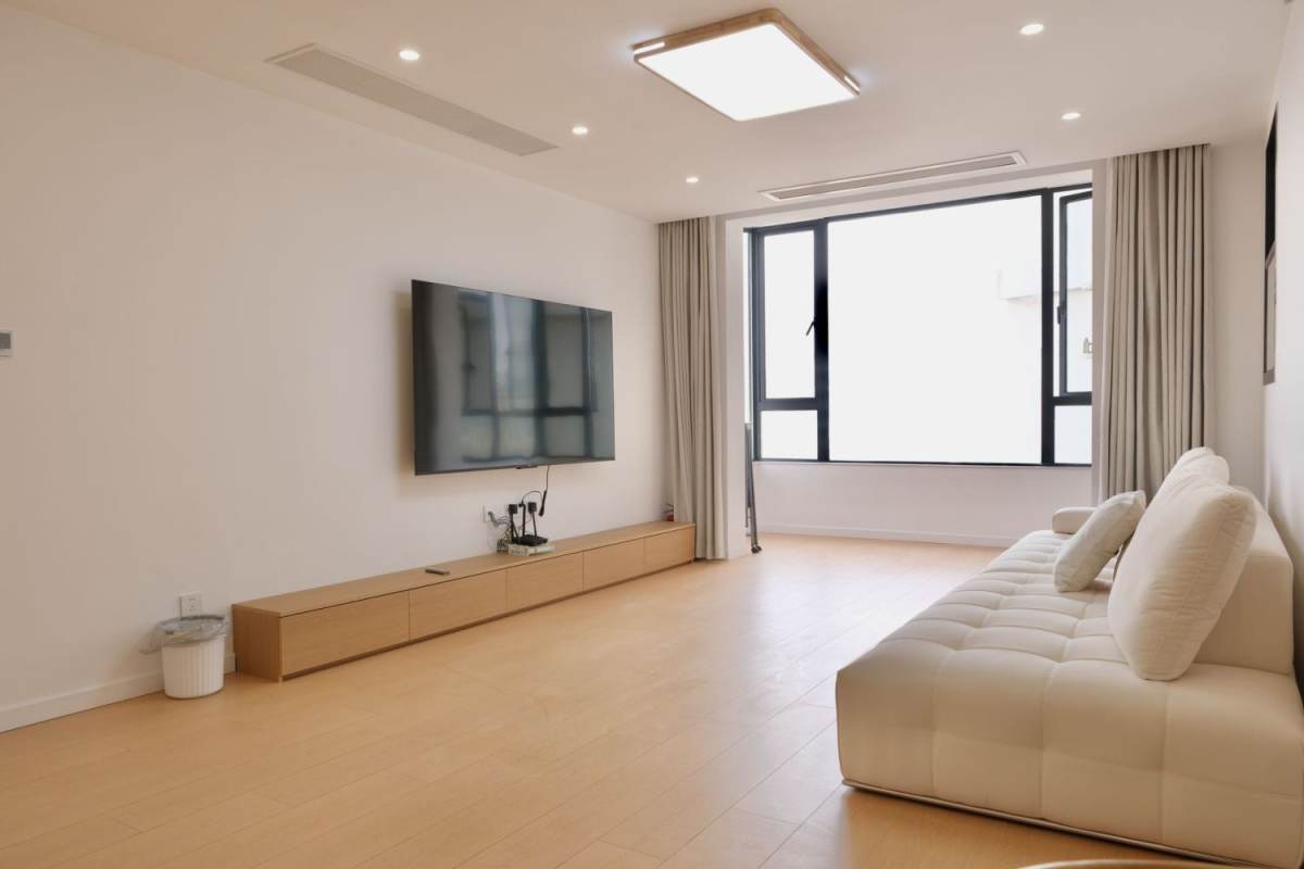 Housing image — Living Room