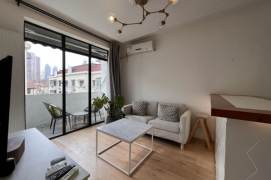 Bright Natural-Light 2BR Lane House in Old Xuhui (L10)