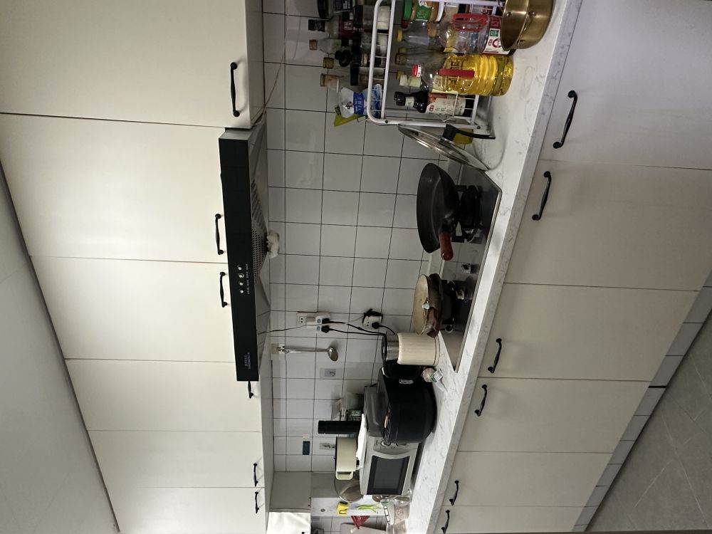 Housing image — Kitchen