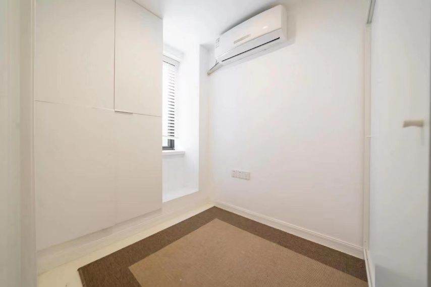 Housing image — Bedroom