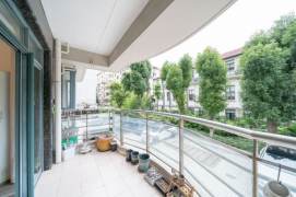 Spacious 2BR Apartment in Jing'an (L7)