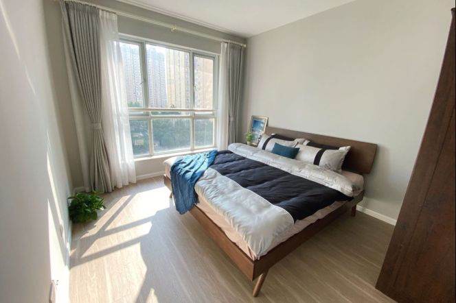 4BR Apartment in Gubei (L2)