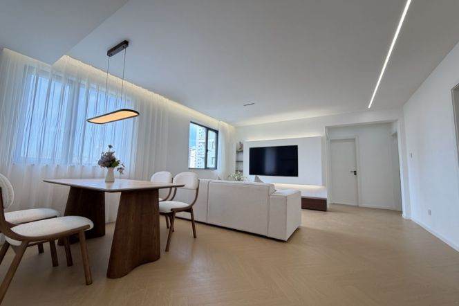 3BR Apartment near Shanghai Indoor Stadium Metro (L1/L4)