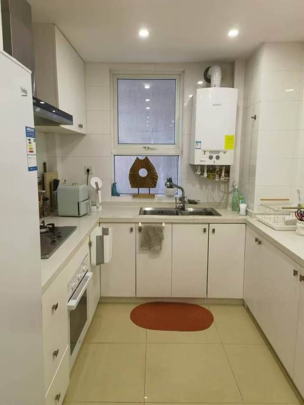 Housing image — Kitchen