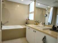 Housing image — Bathroom