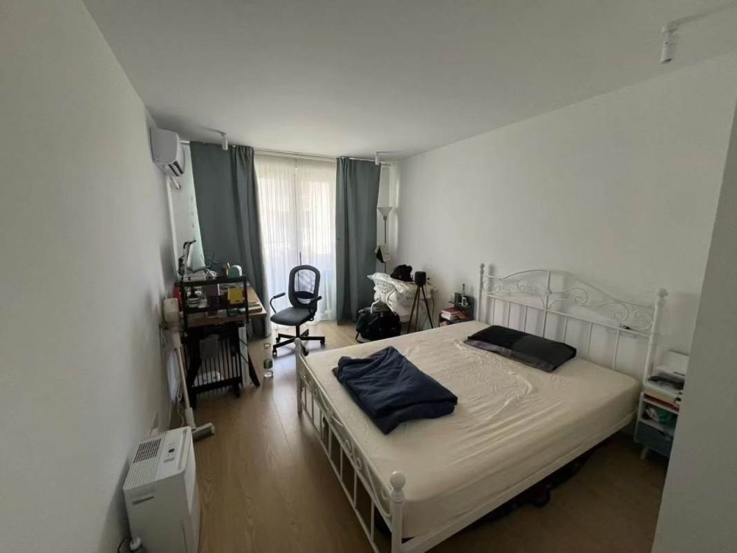 Housing image — Bedroom