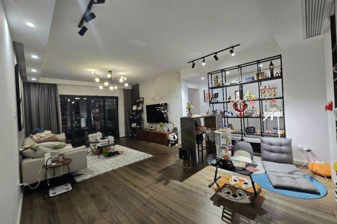 3BR Apartment at the Pudong Riverside