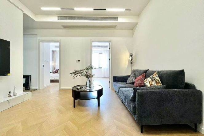 High-Floor 2BR Apartment near Wuning Road Metro (L13/L14)