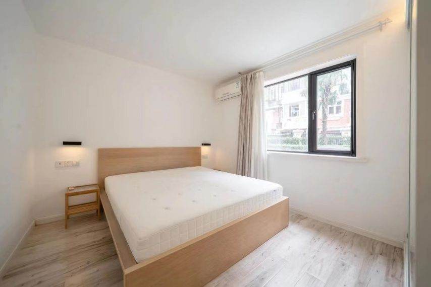 Housing image — Bedroom