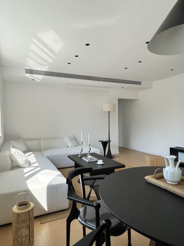 Housing image — Living Room