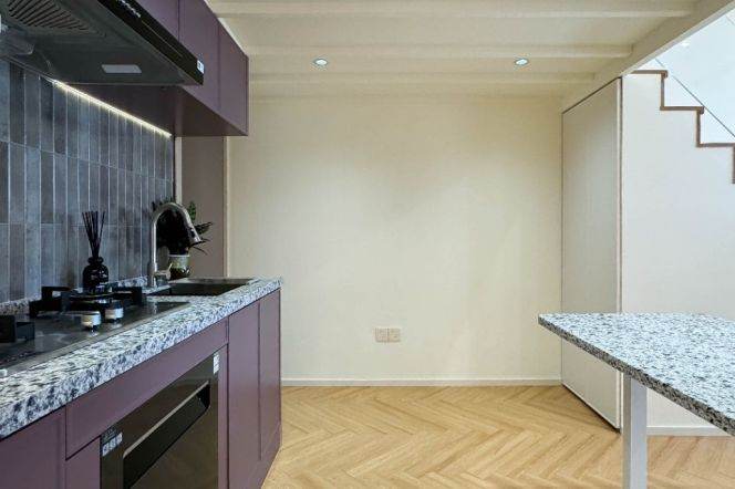 1BR Apartment in Old Xuhui (L1/L7)