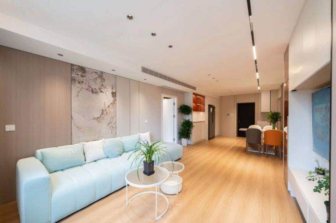 2BR Apartment in Jing'an (L2/L11)