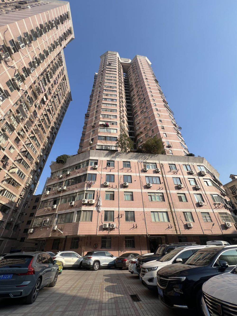 Housing image — Compound