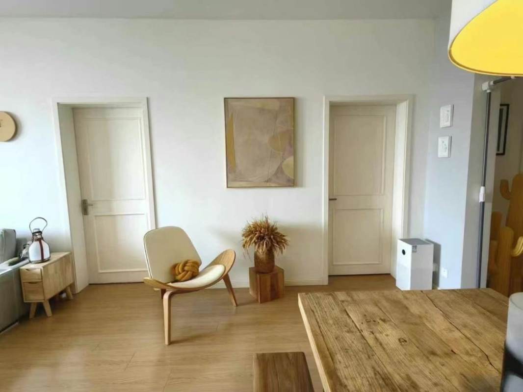 Housing image — Dining Area