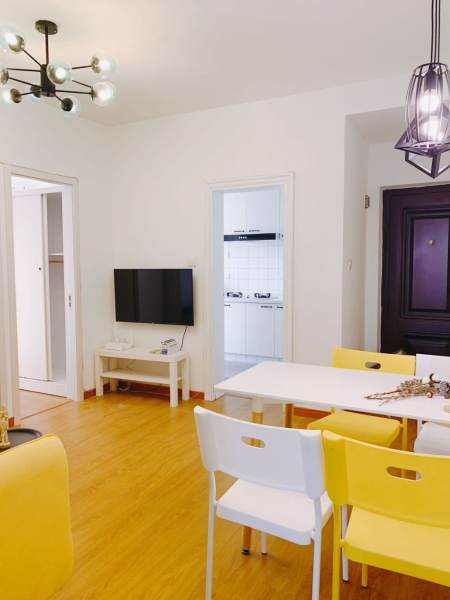 Housing image — Living Room