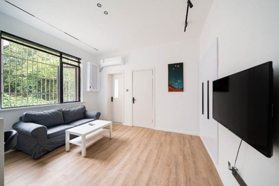 Housing image — Living Room