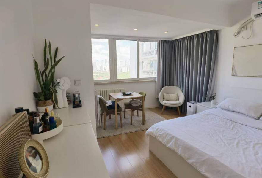 Housing image — Bedroom