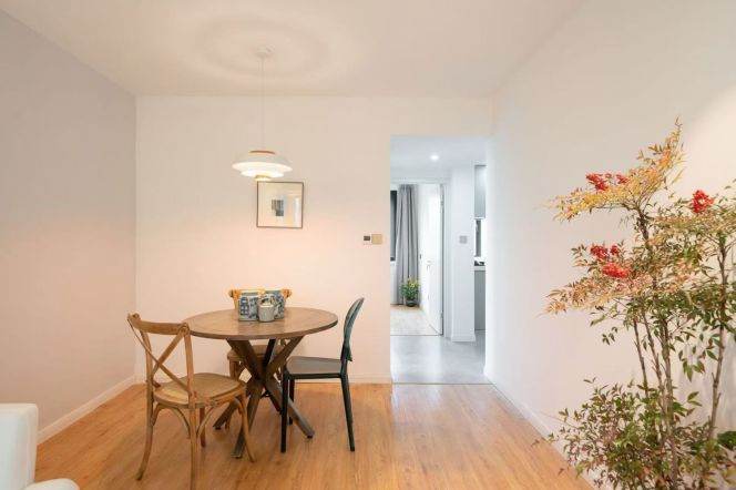 1BR Apartment in Jing'an (L2/L7/L14)
