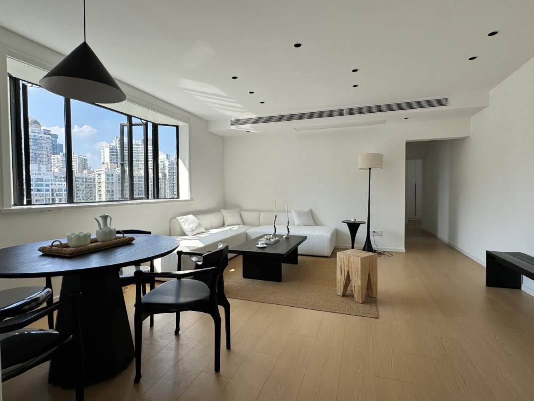 Housing image — Living Room