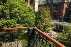 1BR Lane House in Old Xuhui (L13)