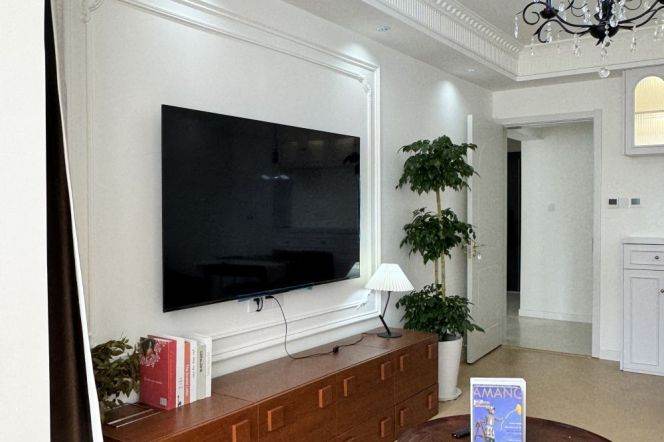 Spacious Modern Natural-Light 1BR Apartment near Changshou Rd Metro (L7/L13)