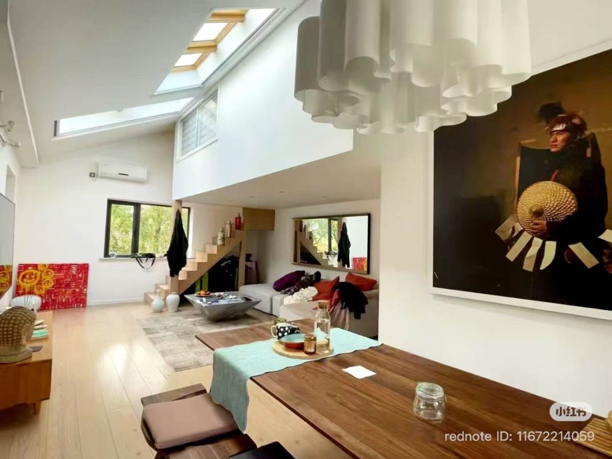 Housing image — Living Room