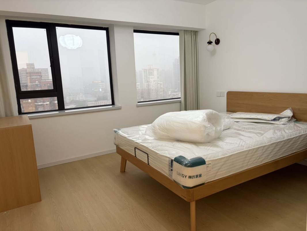 Housing image — Bedroom