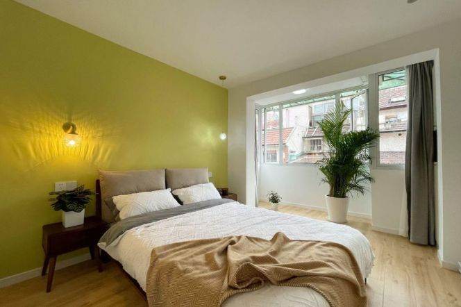 2BR Apartment in Jing'an