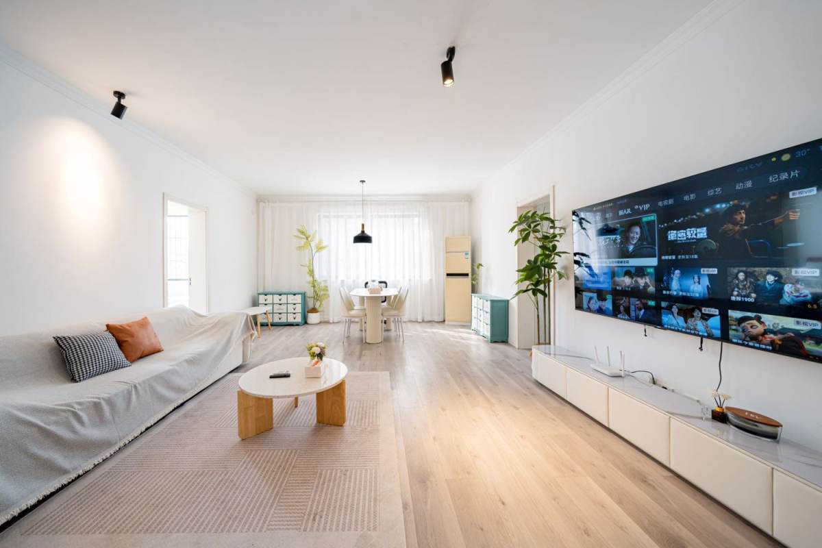 Housing image — Living Room