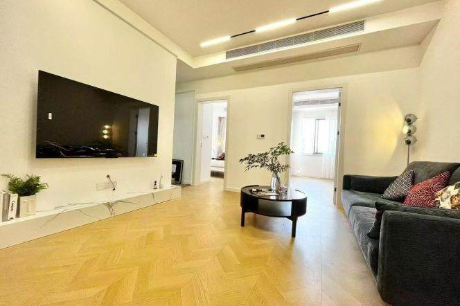 High-Floor 2BR Apartment near Wuning Road Metro (L13/L14)