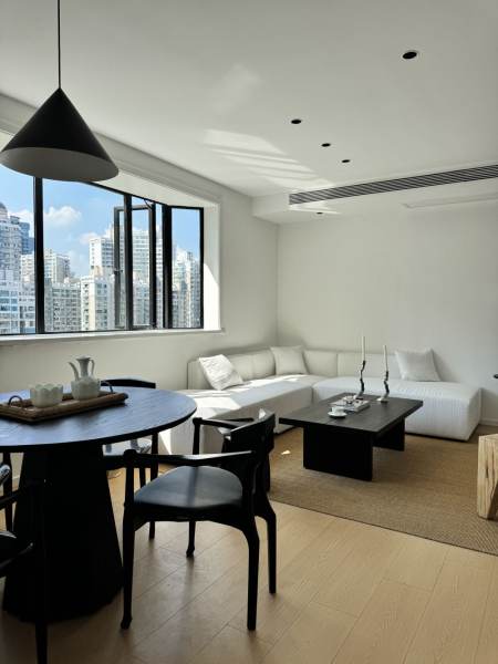 Housing image — Living Room