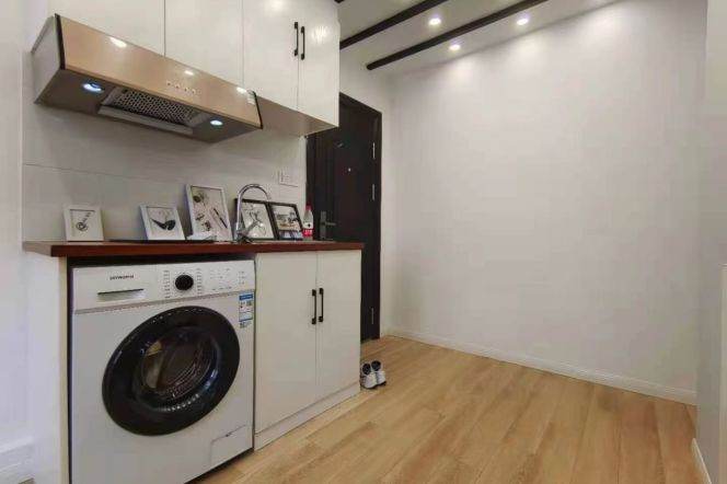 1BR Apartment in Old Xuhui