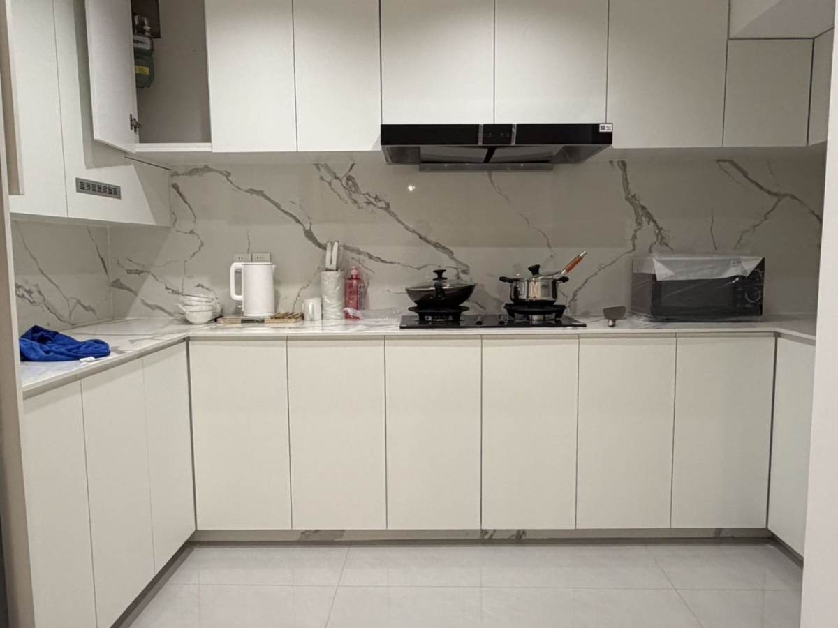 Housing image — Kitchen
