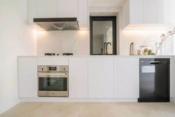 3BR Apartment at Shanghai Grand Plaza (Compound)